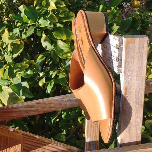 SARTO Leather Slide Sandal Low Chunky Heel 8 - Picture 2 of 12